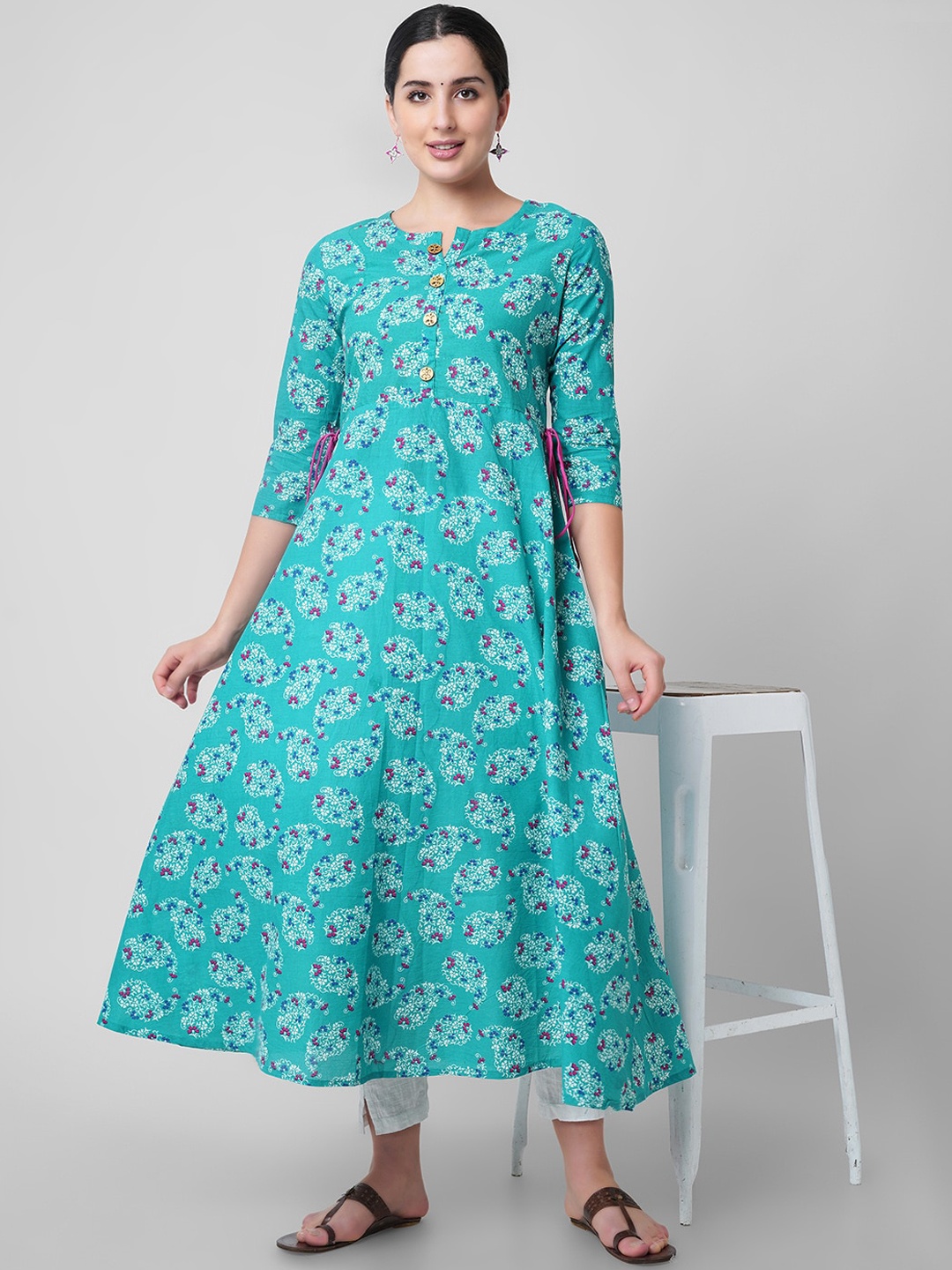 

KALINI Women Sea Green Floral Printed Handloom Cotton Anarkali Kurta