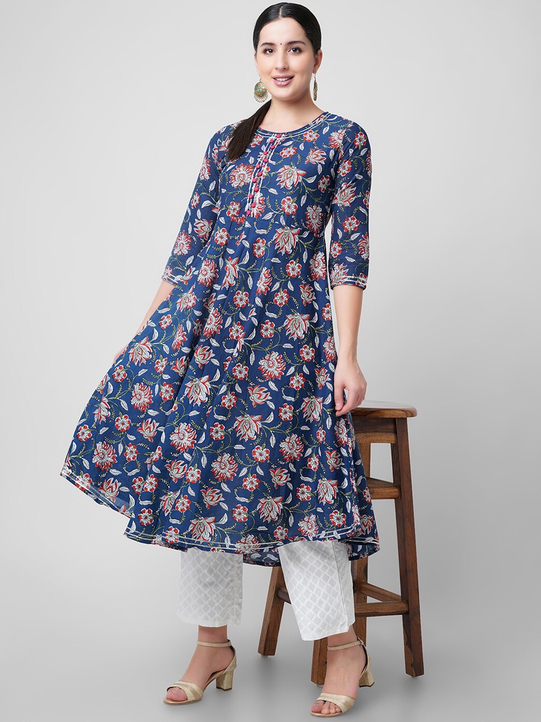 

KALINI Women Blue Ethnic Motifs Printed Thread Work Handloom Kurta