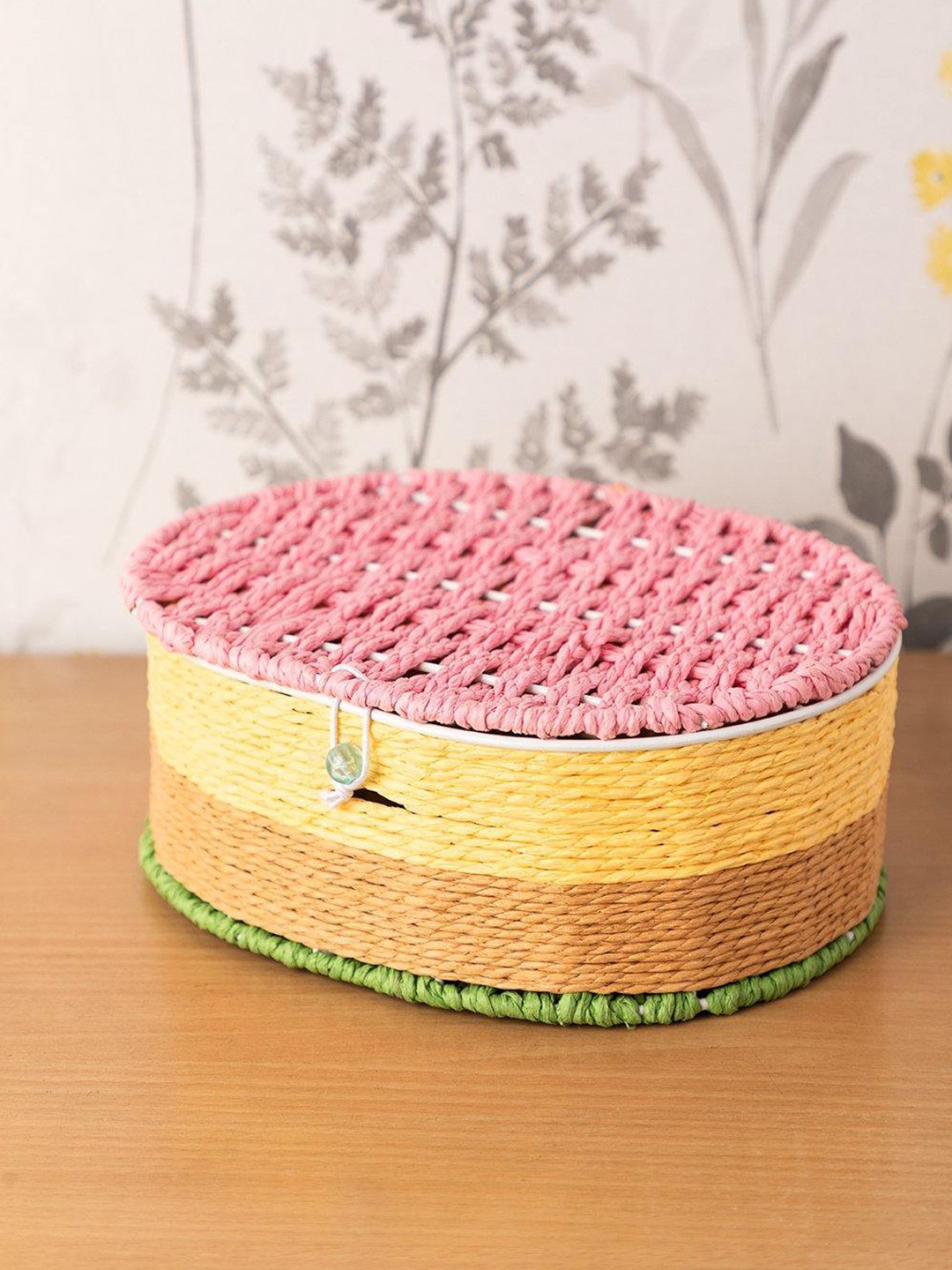 

MARKET99 Pink & Yellow Oval Shaped Box