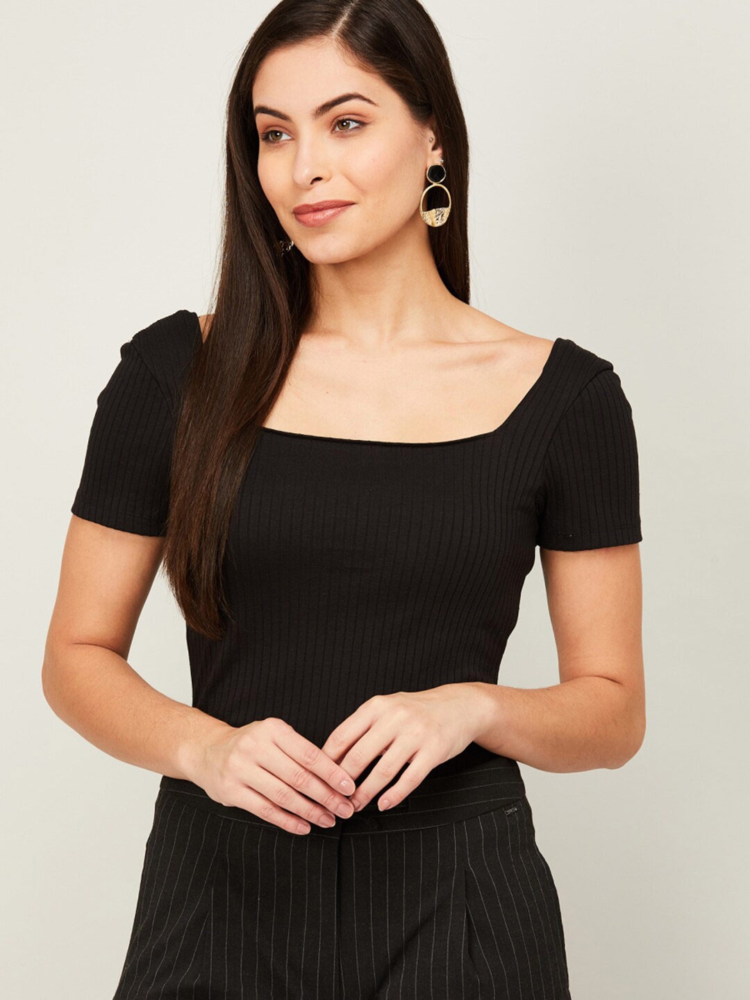 

CODE by Lifestyle Black Solid Square Neck Fitted Top