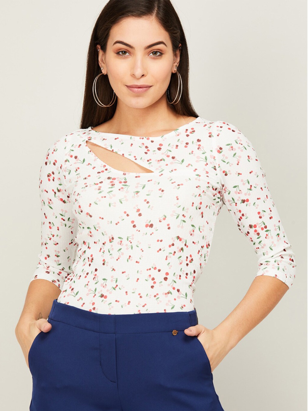 

CODE by Lifestyle White Floral Print Top