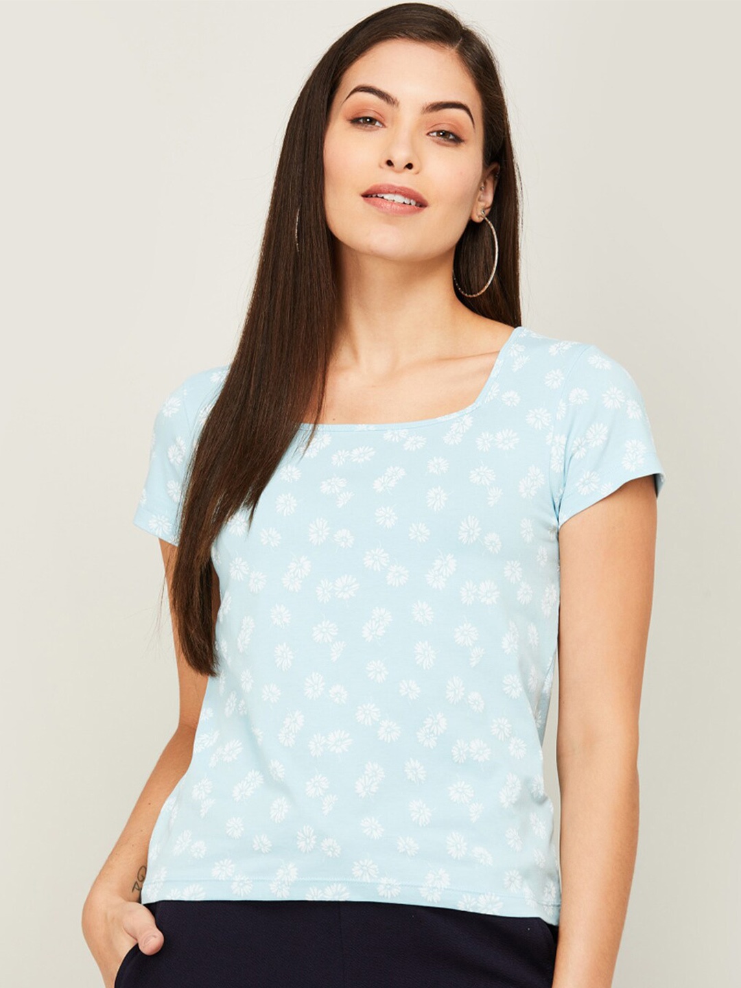 

Fame Forever by Lifestyle Blue & billowing sail Print Top