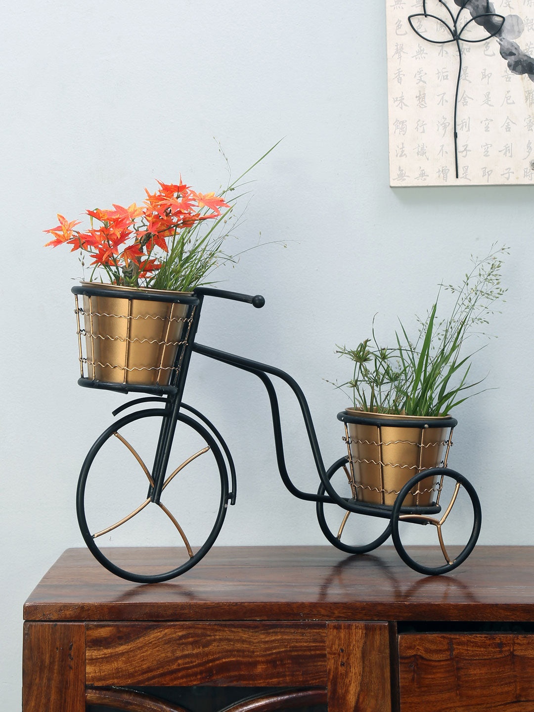 

Athome by Nilkamal Black Solid Planters