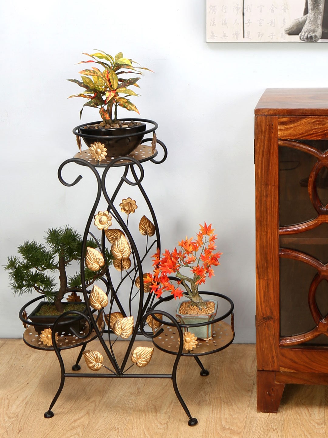 

Athome by Nilkamal Gold & Black Planters With Stand