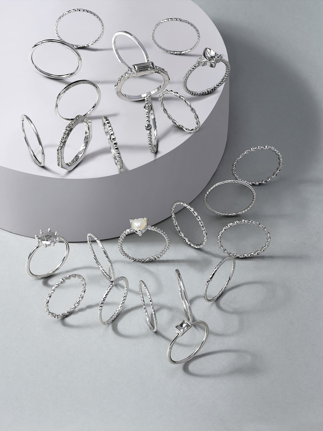 

AMI Set Of 25 Silver-Plated White Stone-Studded Finger Rings