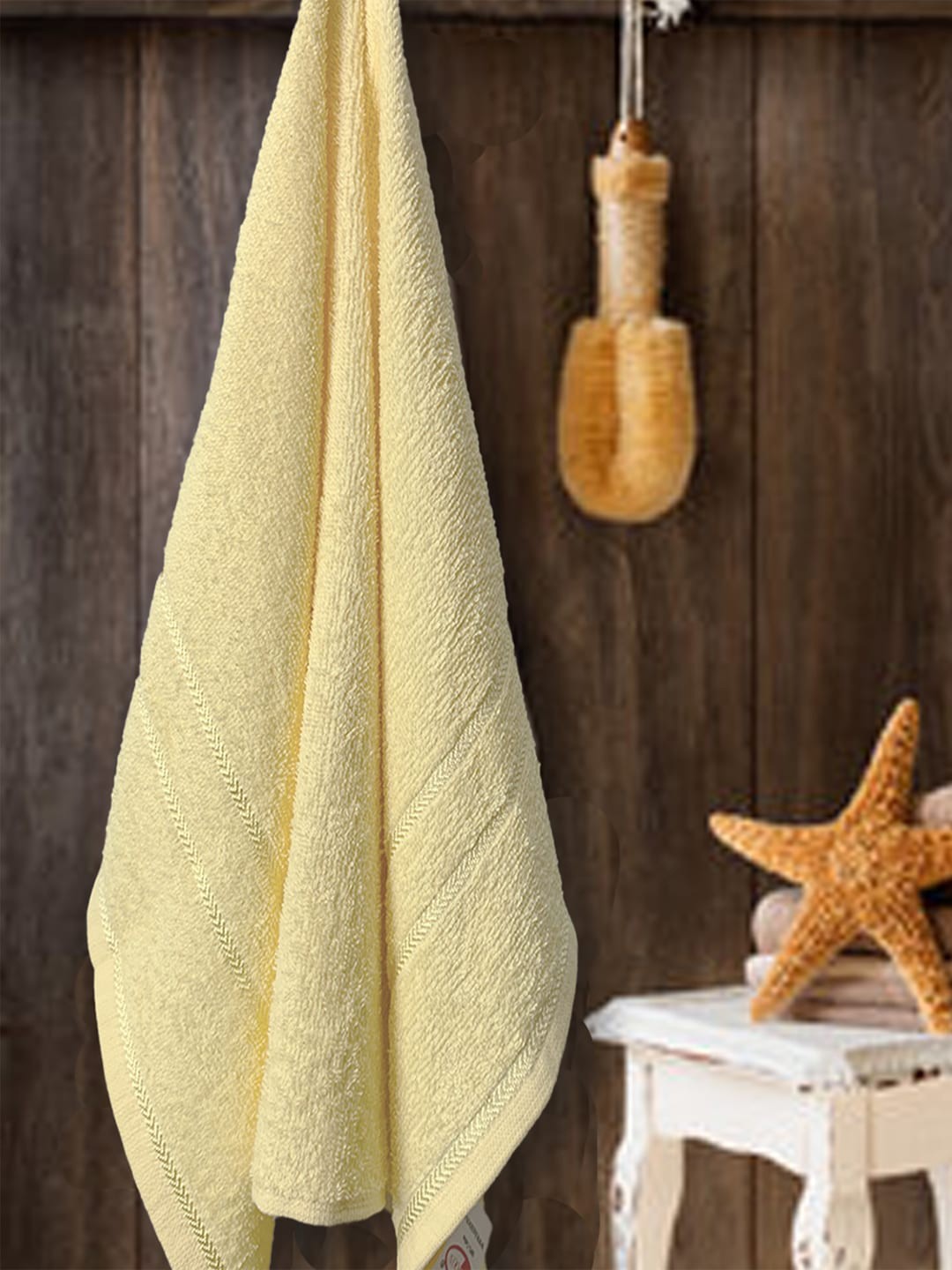 

YK Girls Yellow Solid 380 GSM Bath Towels