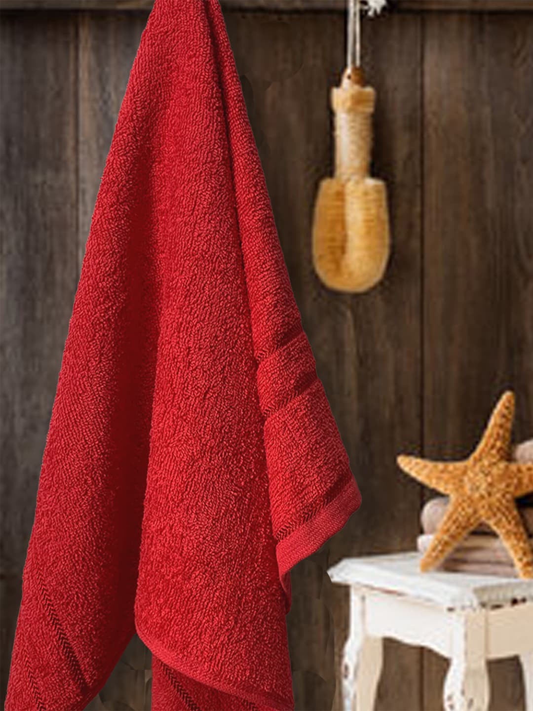 

YK Girls Red Solid 380 GSM Terry Cotton Bath Towels