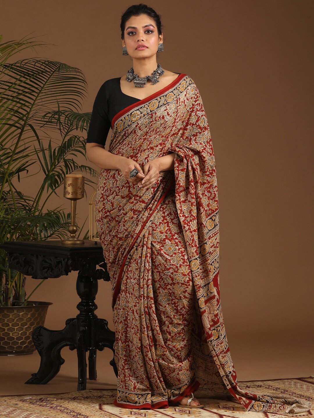 

Indethnic Maroon & Orange Kalamkari Pure Cotton Block Print Saree