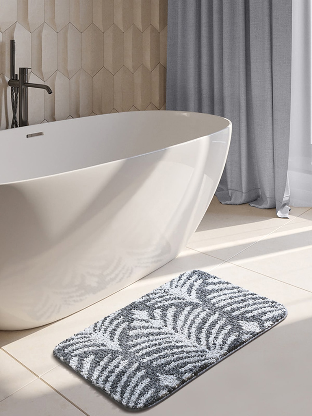 

OBSESSIONS Grey 1400 GSM Anti-Skid Bath Rugs