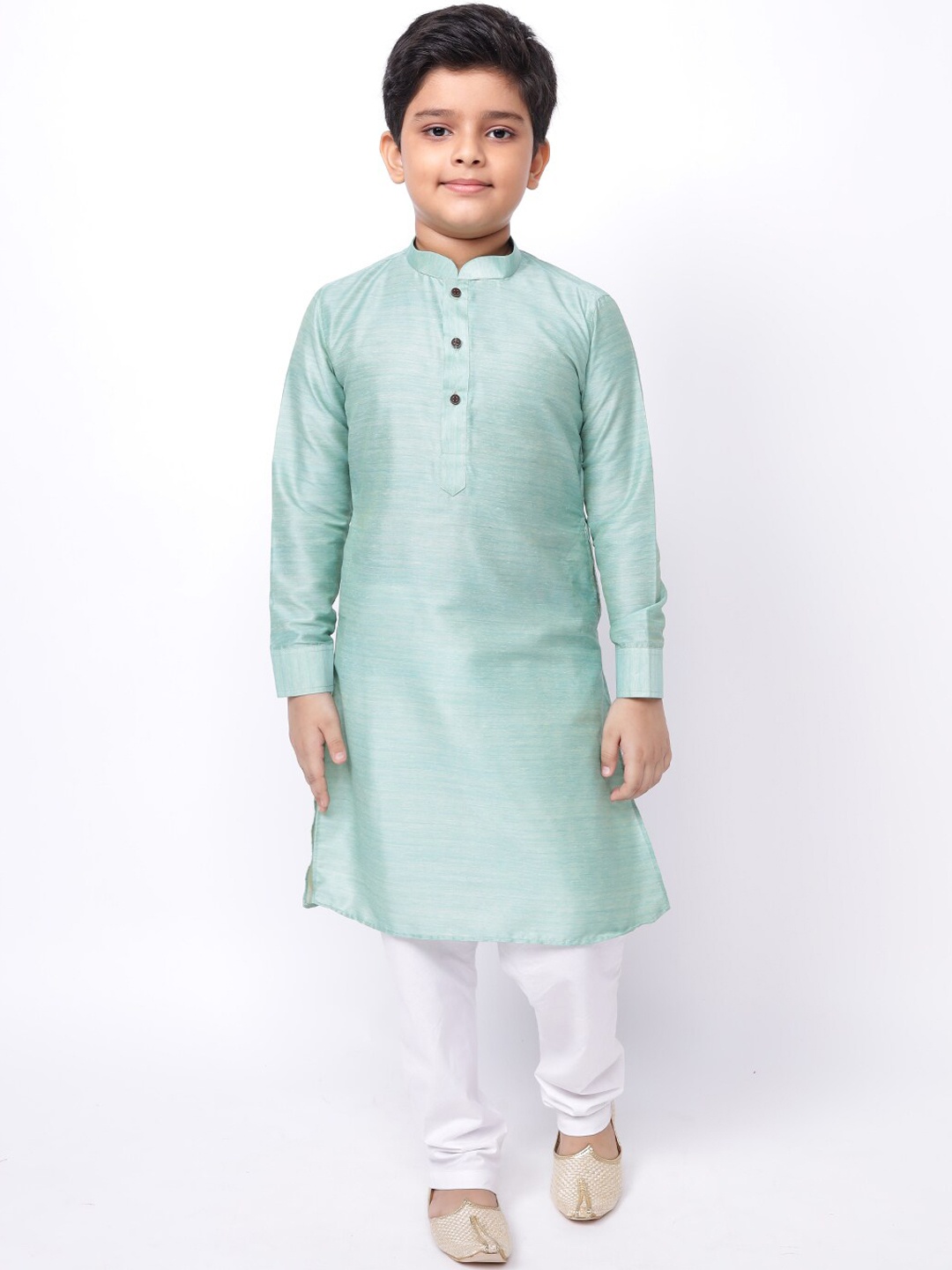 

NAMASKAR Boys Solid Silk Blend Kurta with Churidar, Blue