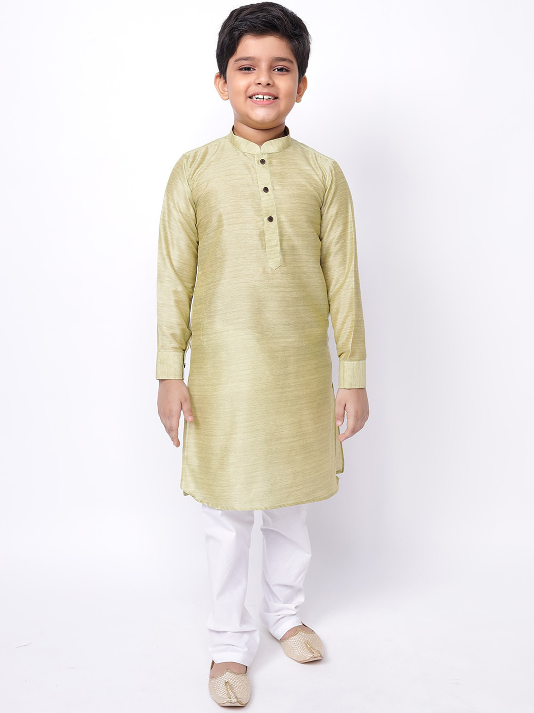

NAMASKAR Boys Silk Blend Solid Kurta with Churidar, Green