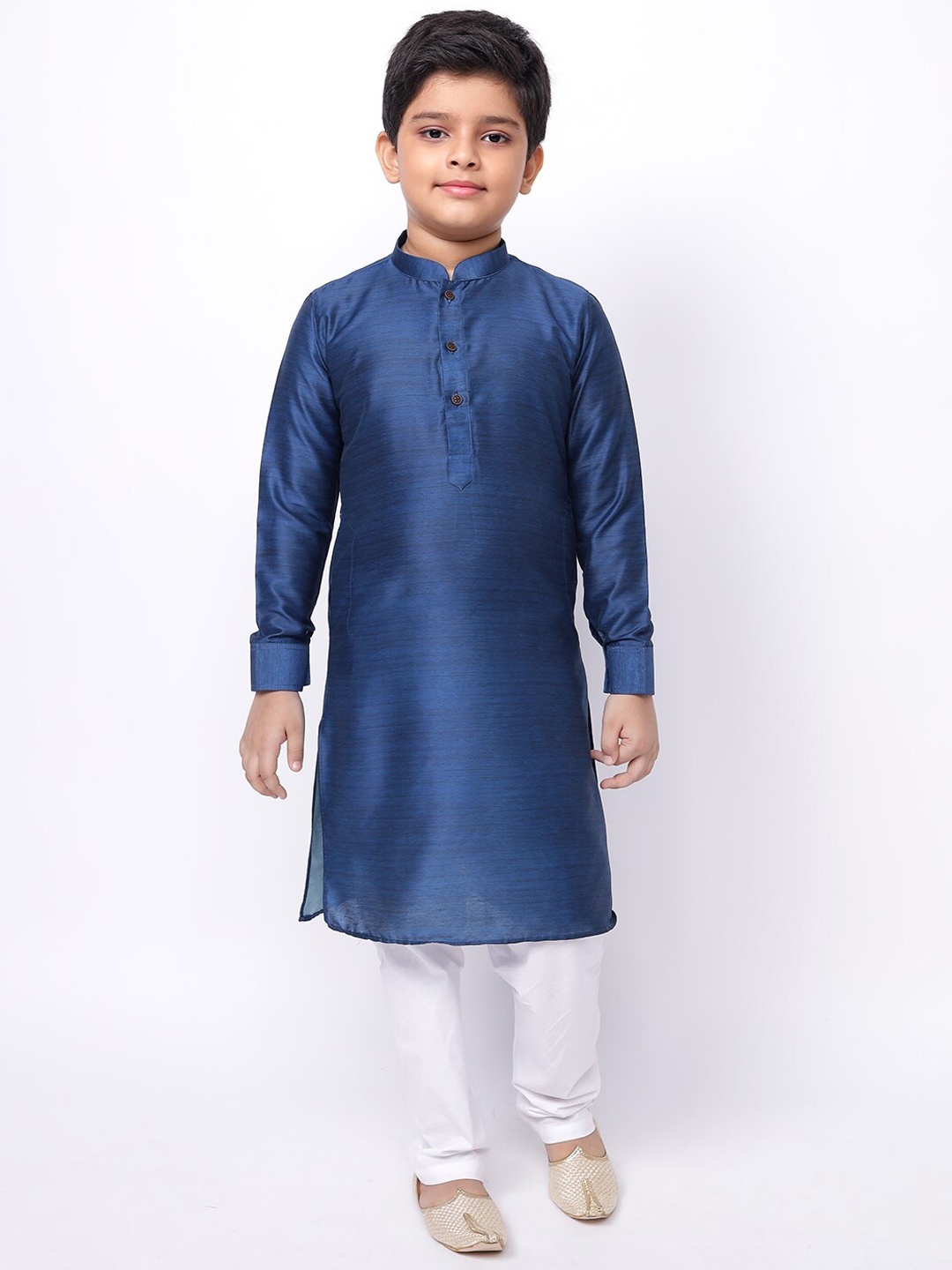 

NAMASKAR Boys Silk Blend Solid Kurta with Churidar, Navy blue
