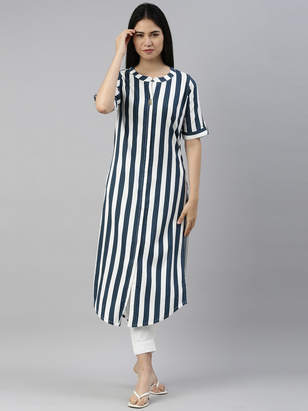 

Neerus Women Blue Striped Regular Sleeves Kurta