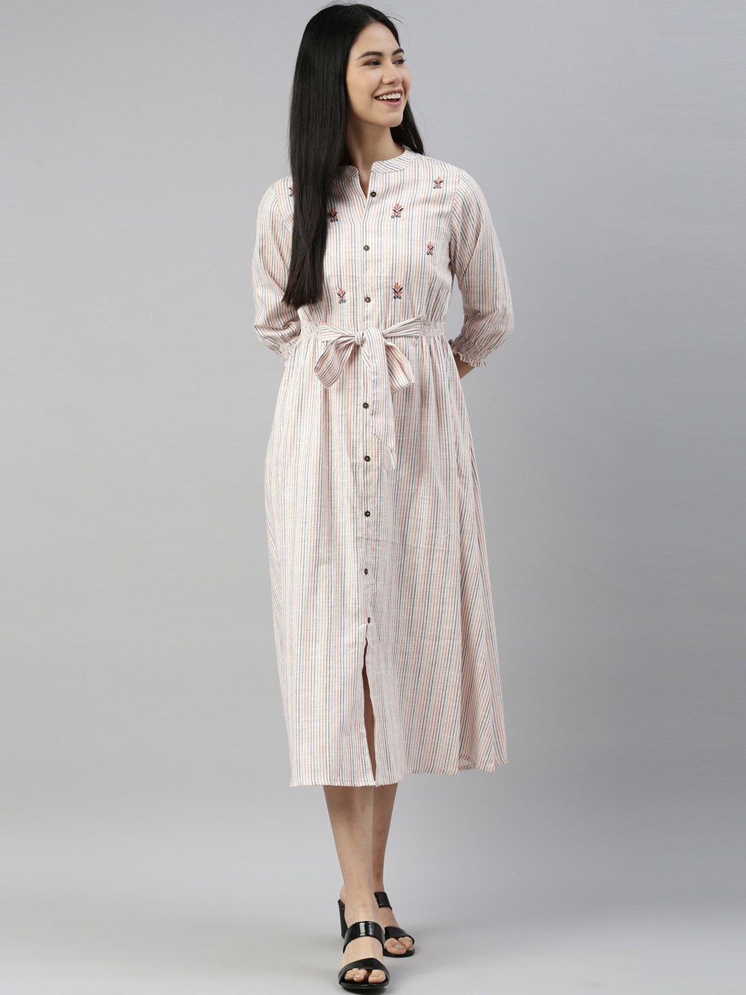 

Neerus Women Cream-Coloured Striped Kurta