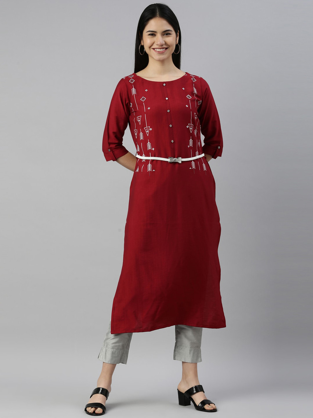 

Neerus Women Maroon Yoke Design Thread Work Kurta