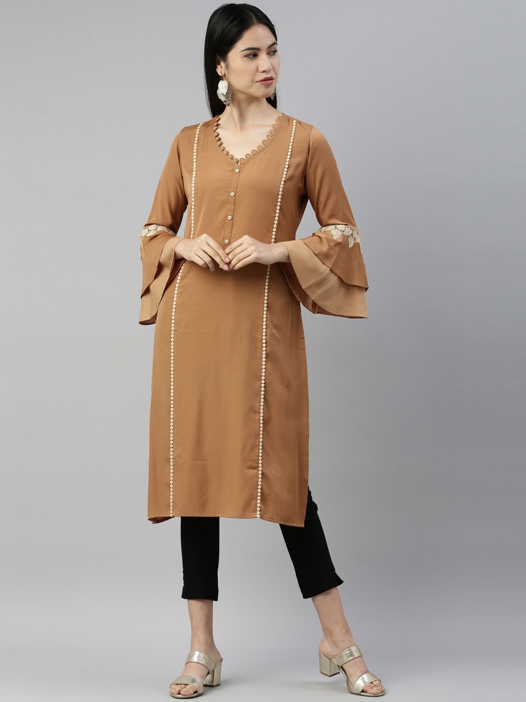 

Neerus Women Beige Bell Sleeves Straight Kurta