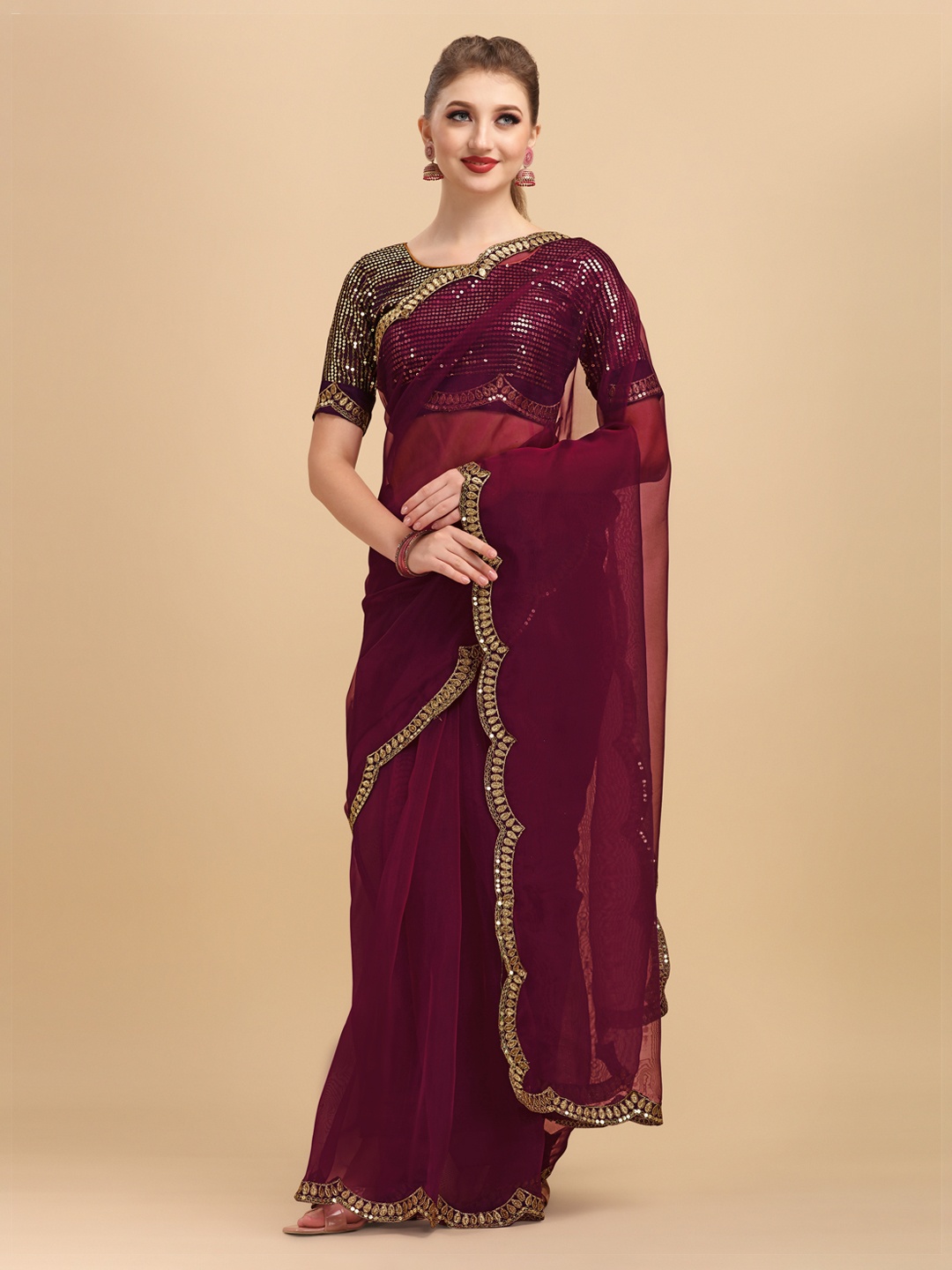 

Sangria Women Burgundy Sarees