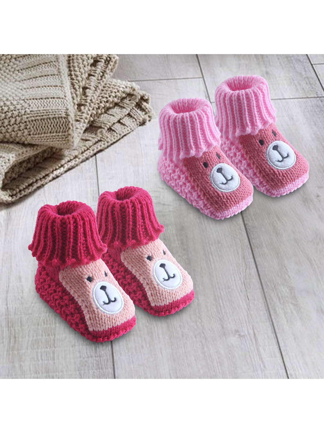 

Baby Moo Girls Red & Pink Printed Booties