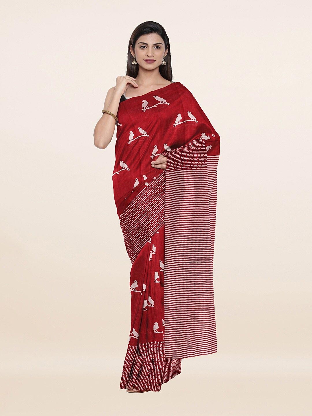 

Pothys Maroon & White Floral Pure Cotton Saree