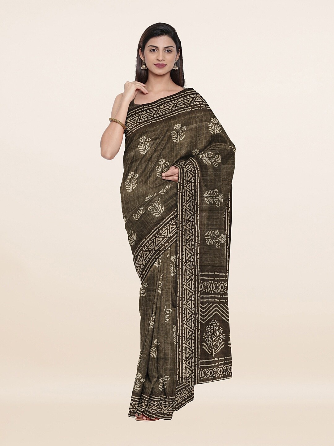 

Pothys Green & White Floral Zari Art Silk Saree