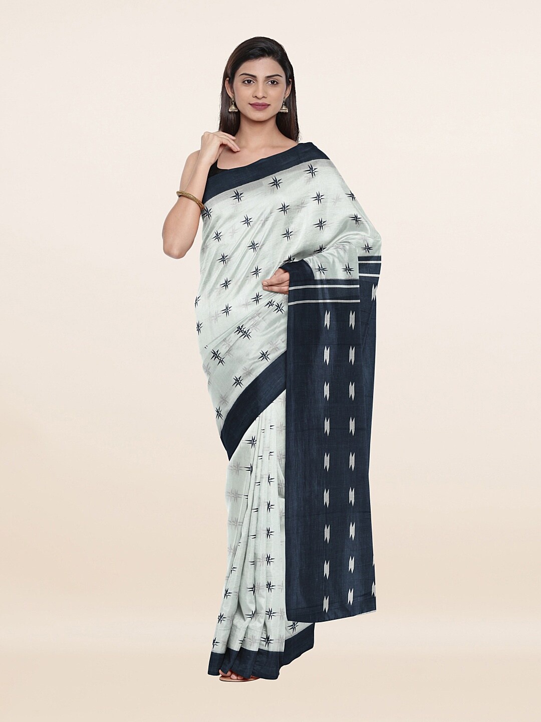 

Pothys Off White & Black Pure Cotton Saree