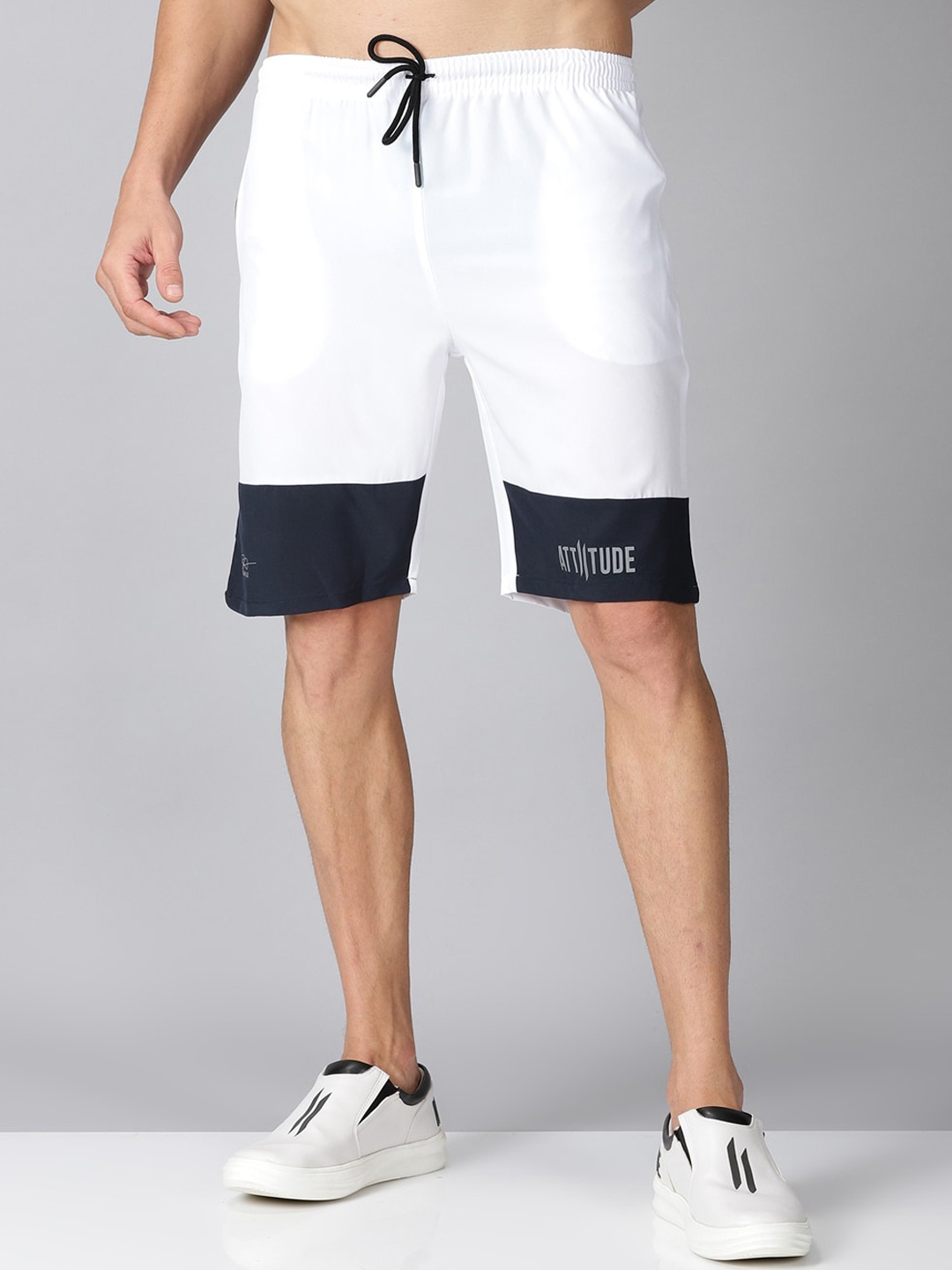 

ATTIITUDE Men White Low-Rise Sports Shorts