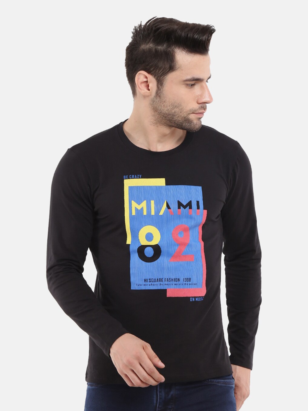 

V-Mart Men Black & raisin black Typography Printed Applique Slim Fit Outdoor T-shirt