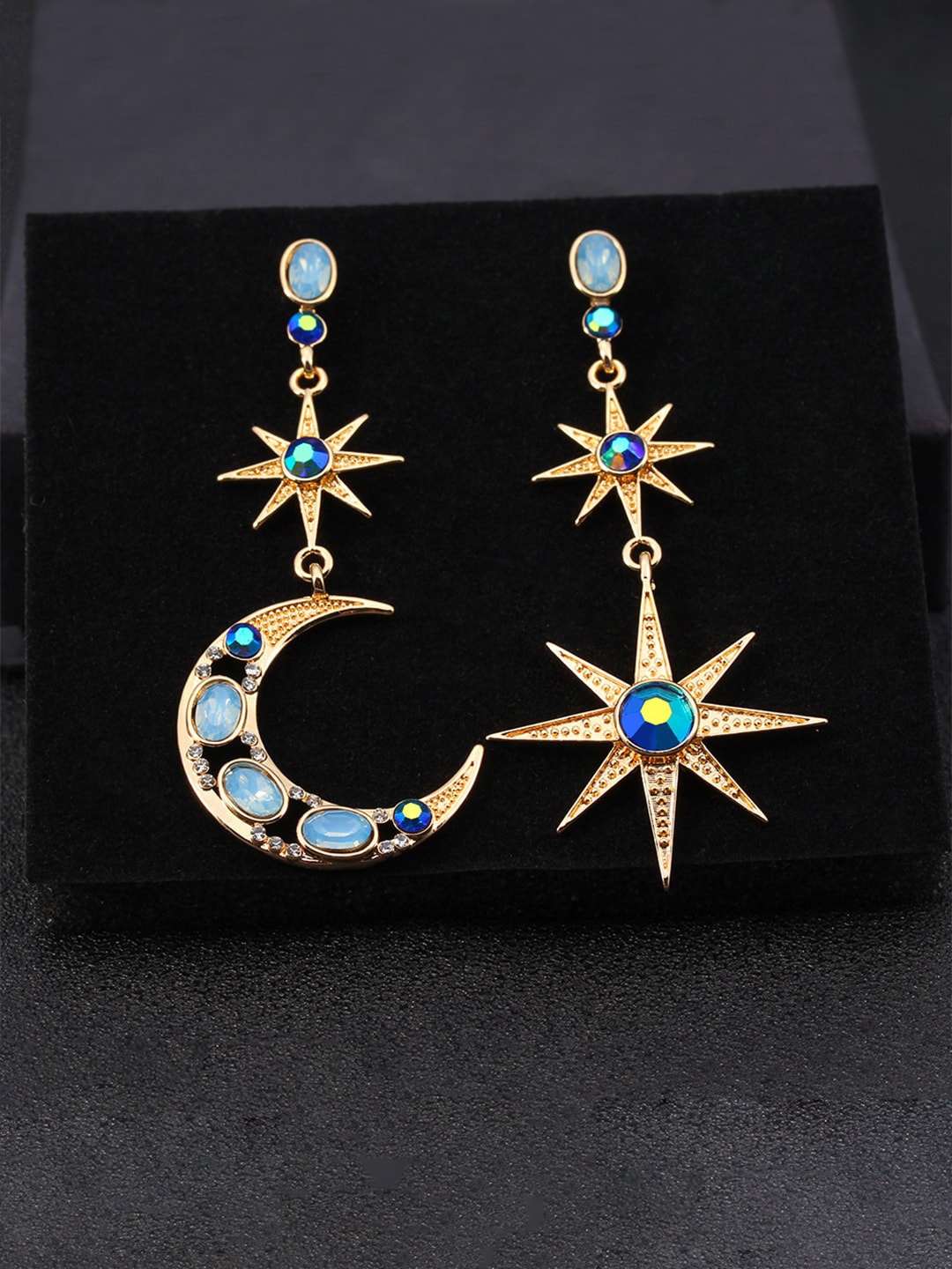 

Unwind by Yellow Chimes Blue Contemporary Drop Earrings