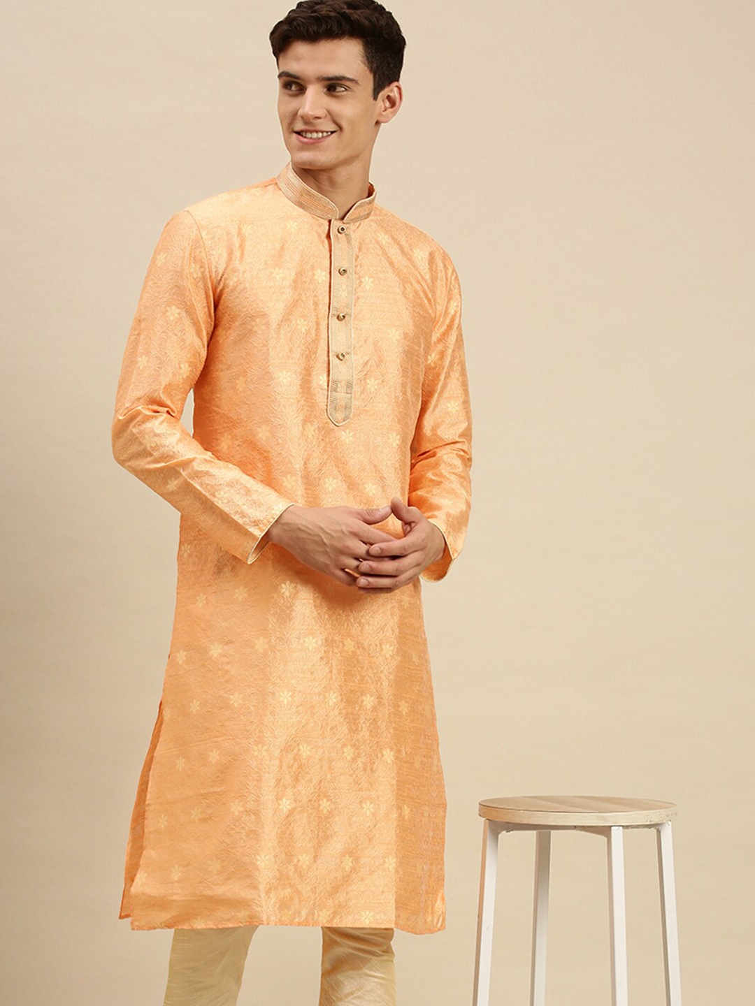 

Sanwara Men Peach-Coloured Thread Work Pastels Jacquard Kurta