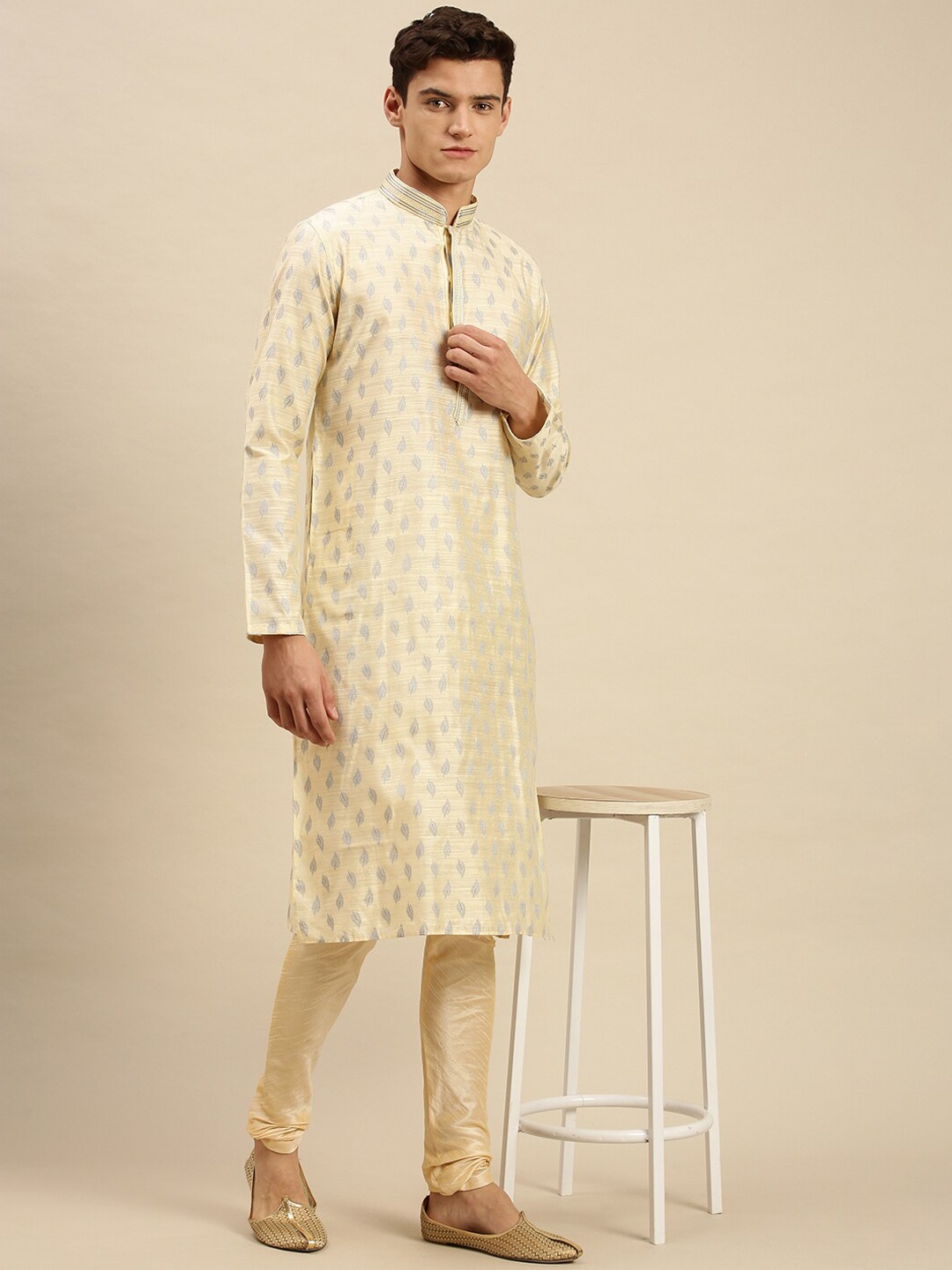 

Sanwara Men Cream-Coloured Thread Work Pastels Jacquard Kurta