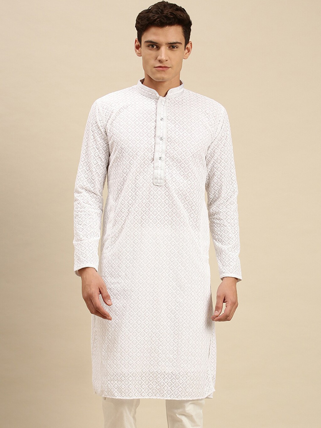 

Sanwara Men Off White Thread Work Pastels Kurta