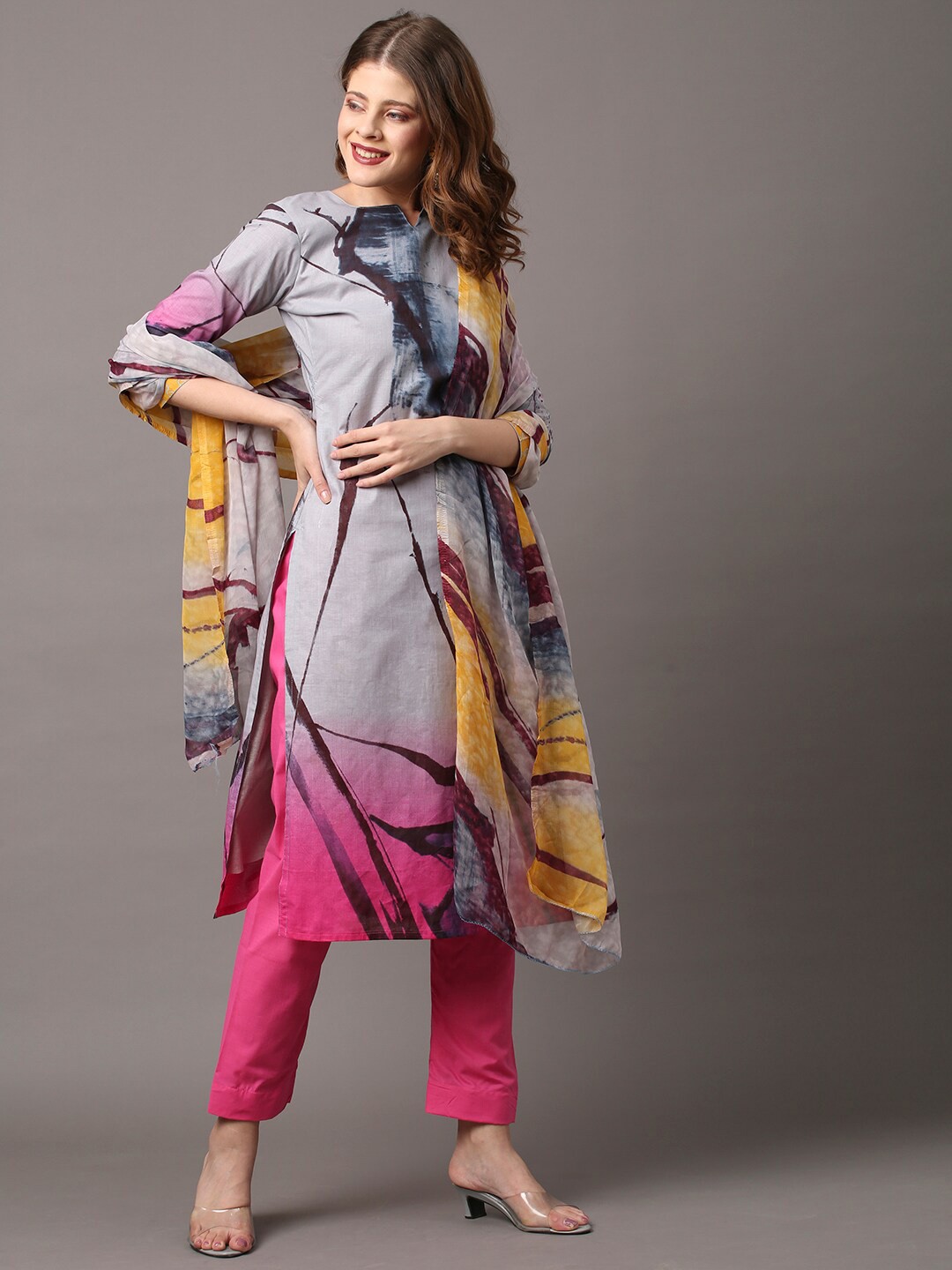 

Saree mall Grey & Pink Printed Unstitched Dress Material