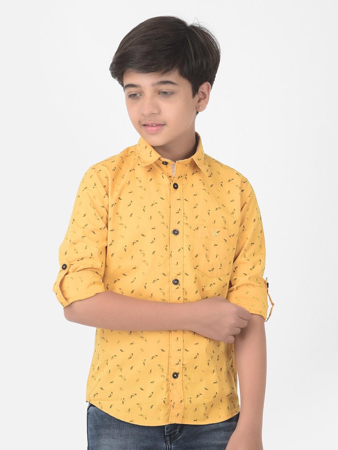 

Crimsoune Club Boys Yellow Slim Fit Floral Printed Casual Shirt