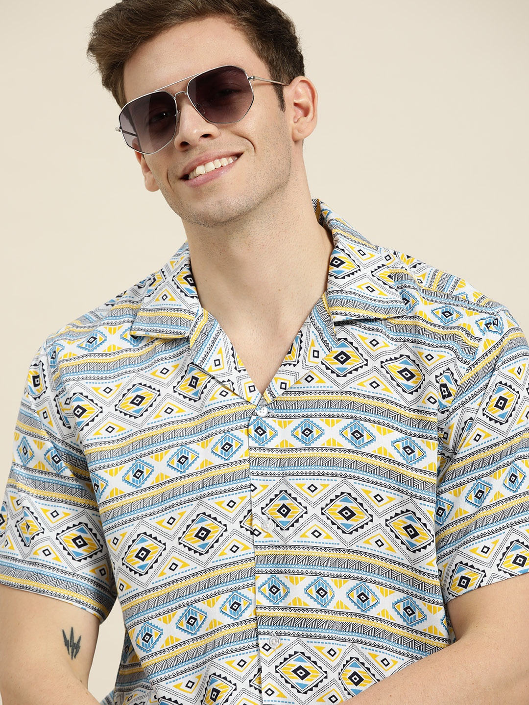 

Hancock Men White & Blue Printed Relaxed Fit Casual Shirt