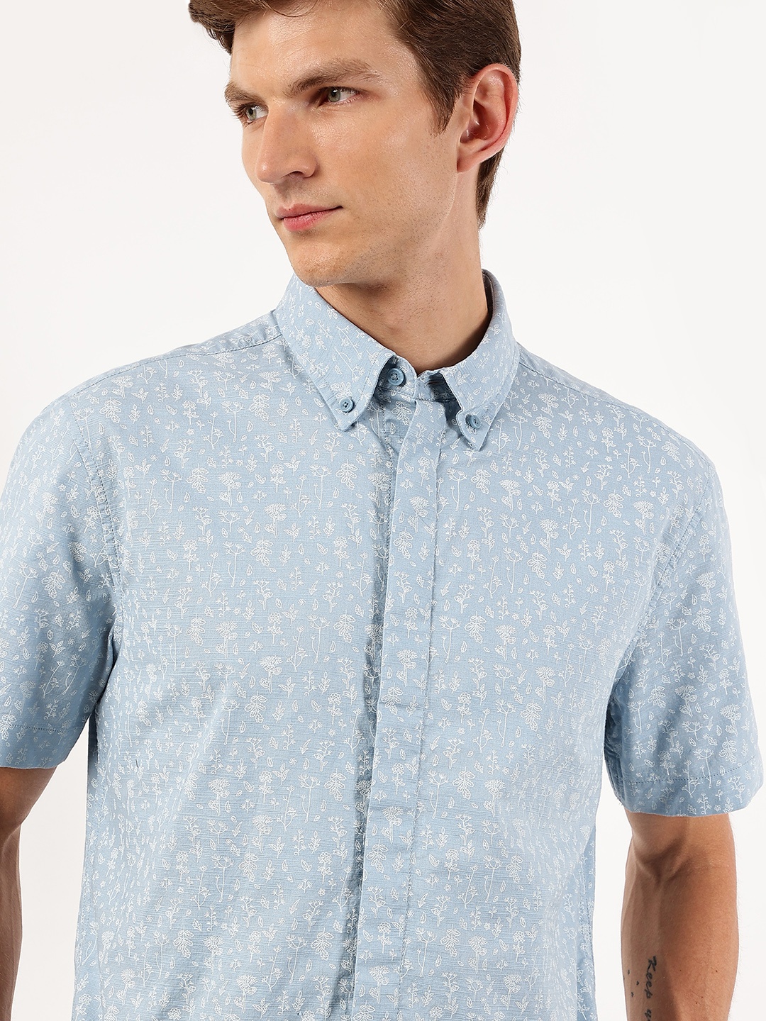 

Marks & Spencer Men Blue & White Pure Cotton Printed Casual Shirt