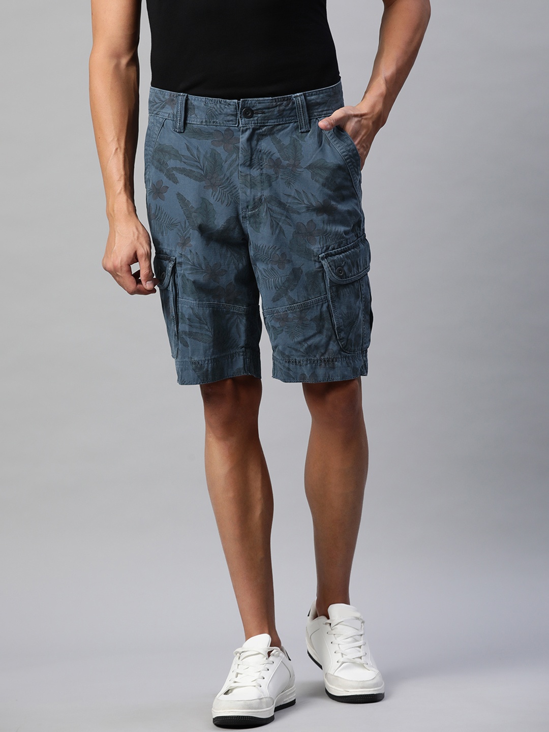 

Marks & Spencer Men Blue Floral Printed Pure Cotton Regular Fit Cargo Shorts