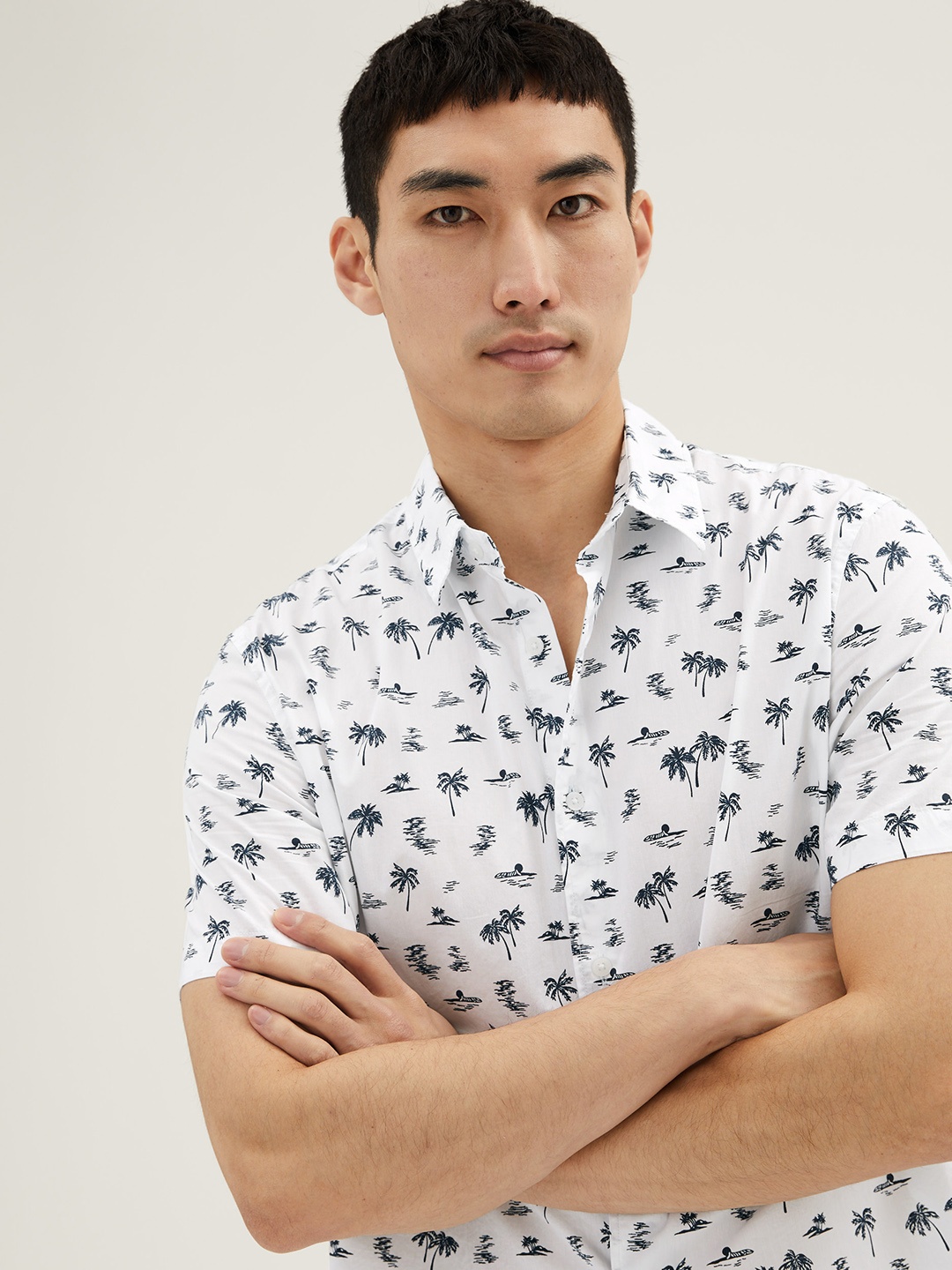 

Marks & Spencer Men White & Navy Blue Printed Casual Shirt