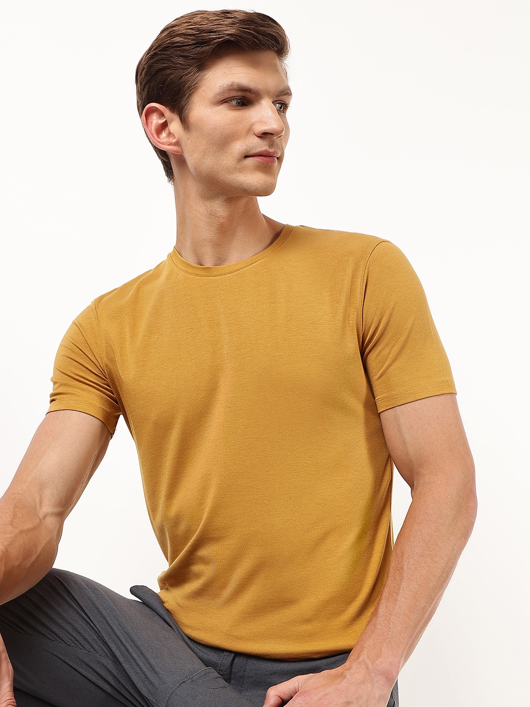 

Marks & Spencer Men Mustard Yellow Round Neck Knitted T-shirt