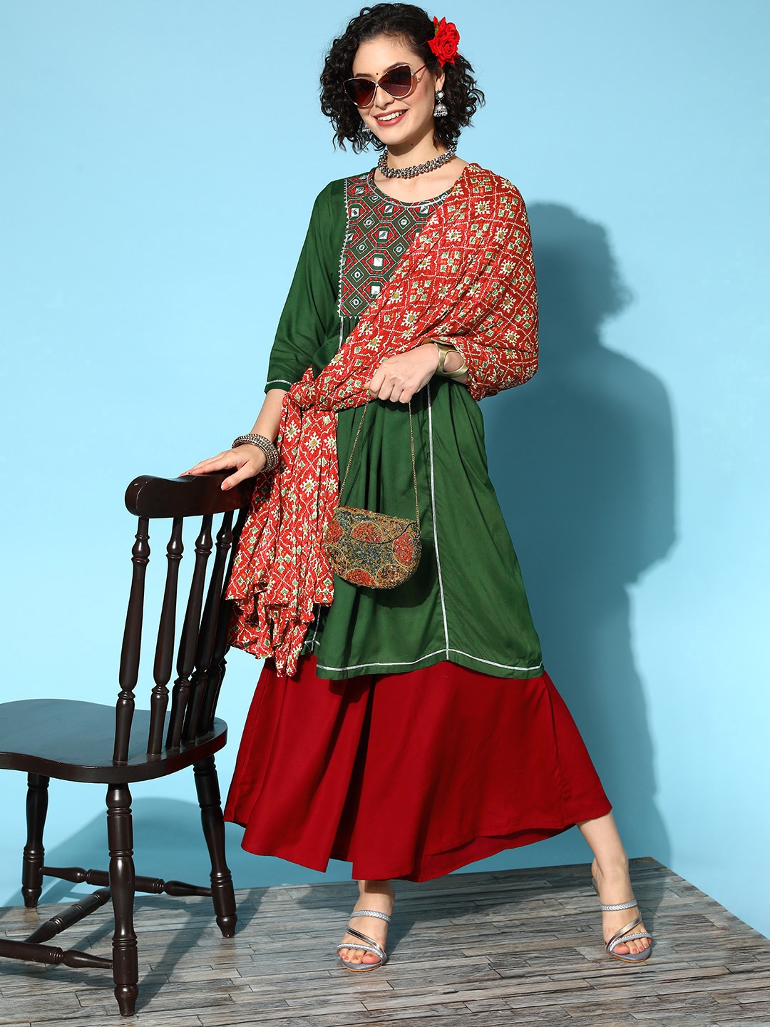 

InWeave Women Solid Viscose Rayon All in the Details Kurta Set, Green