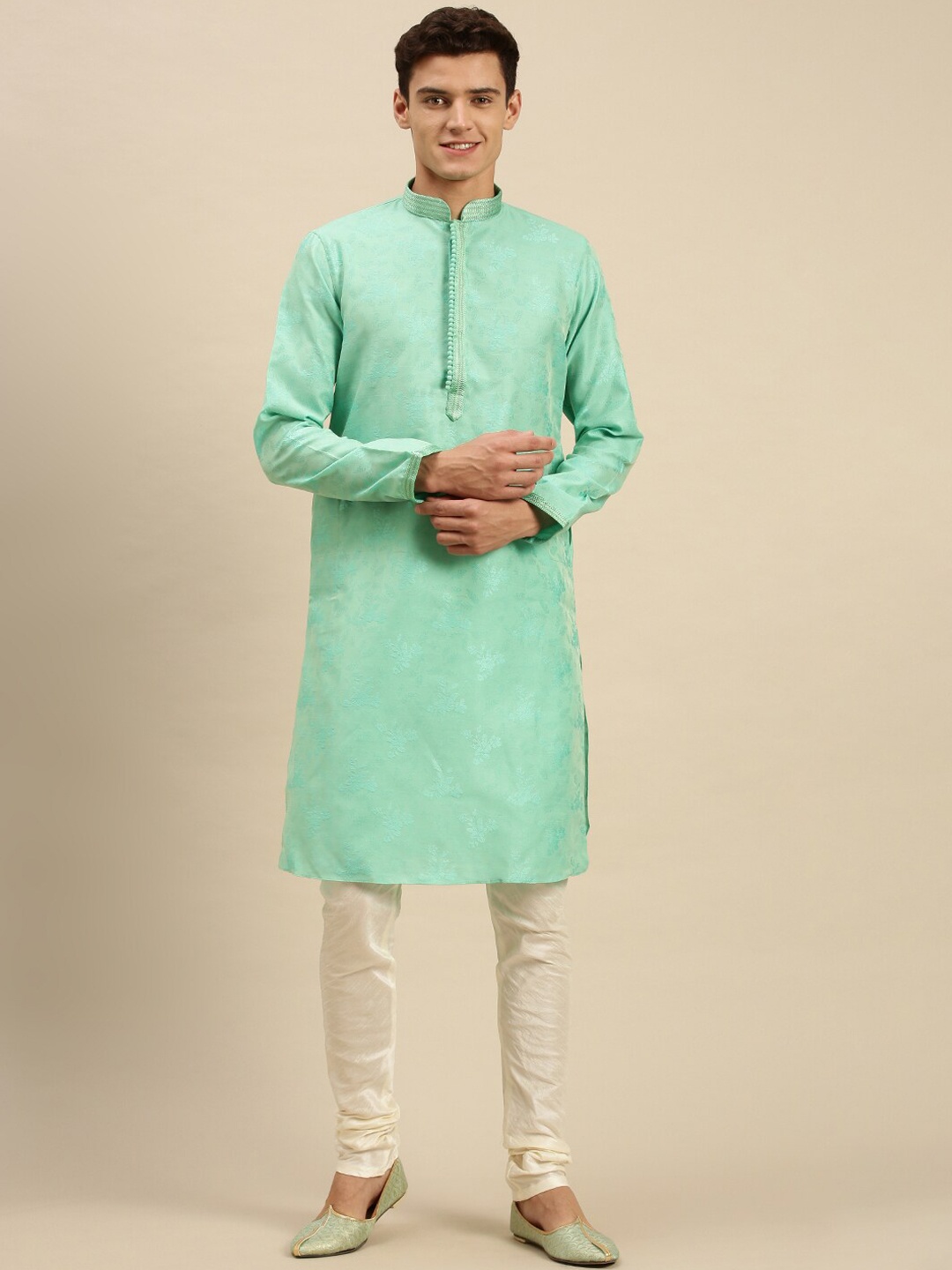 

Sanwara Men Green Kurta with Churidar
