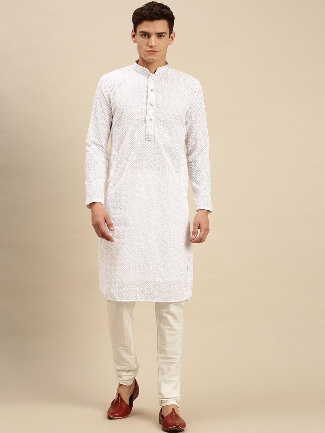 

Sanwara Men Off White Embroidered Angrakha Kurta with Pyjamas