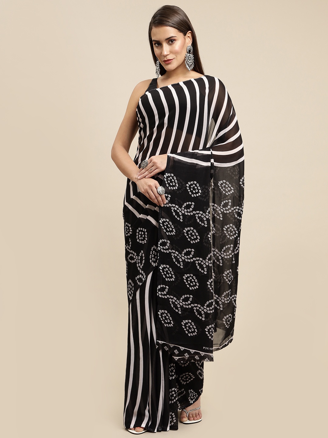 

KALINI Women Black & White Striped Saree