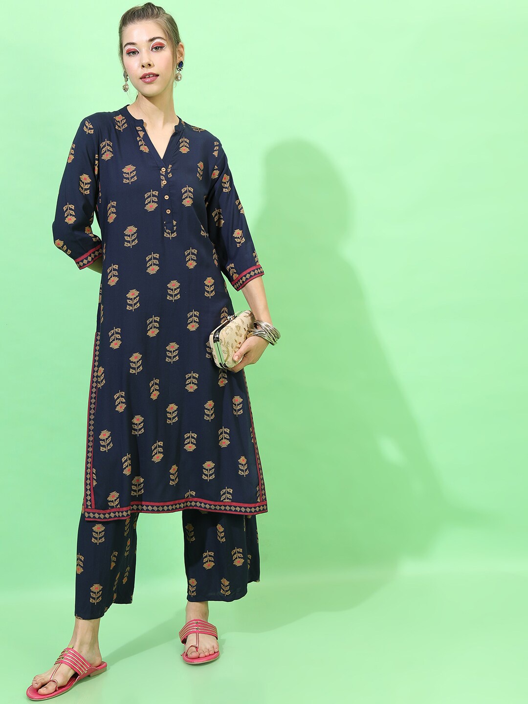 Vishudh Women Navy Blue Floral Printed Kurta with Palazzos