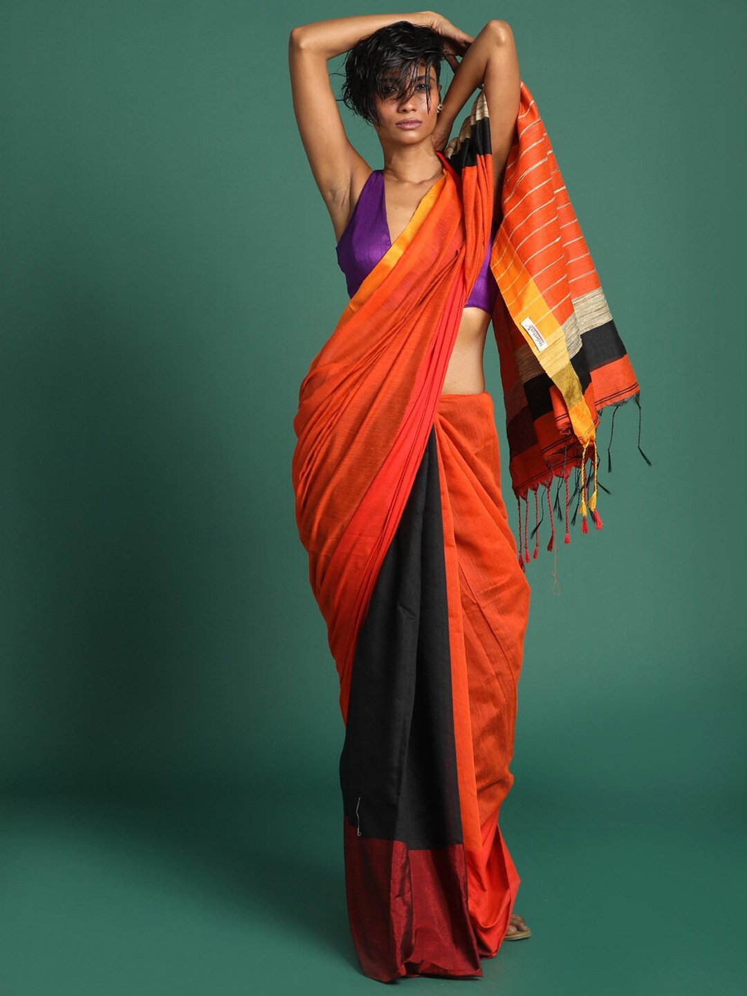 

Saranee Orange & Black Colourblocked Zari Half and Half Jamdani Saree