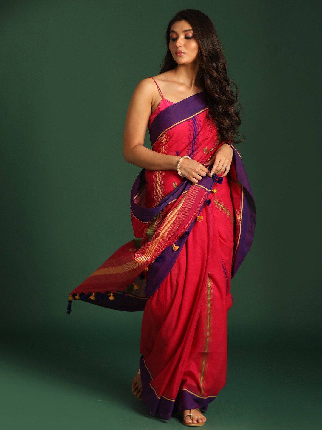

Indethnic Red & Purple Ethnic Motifs Pure Cotton Jamdani Saree