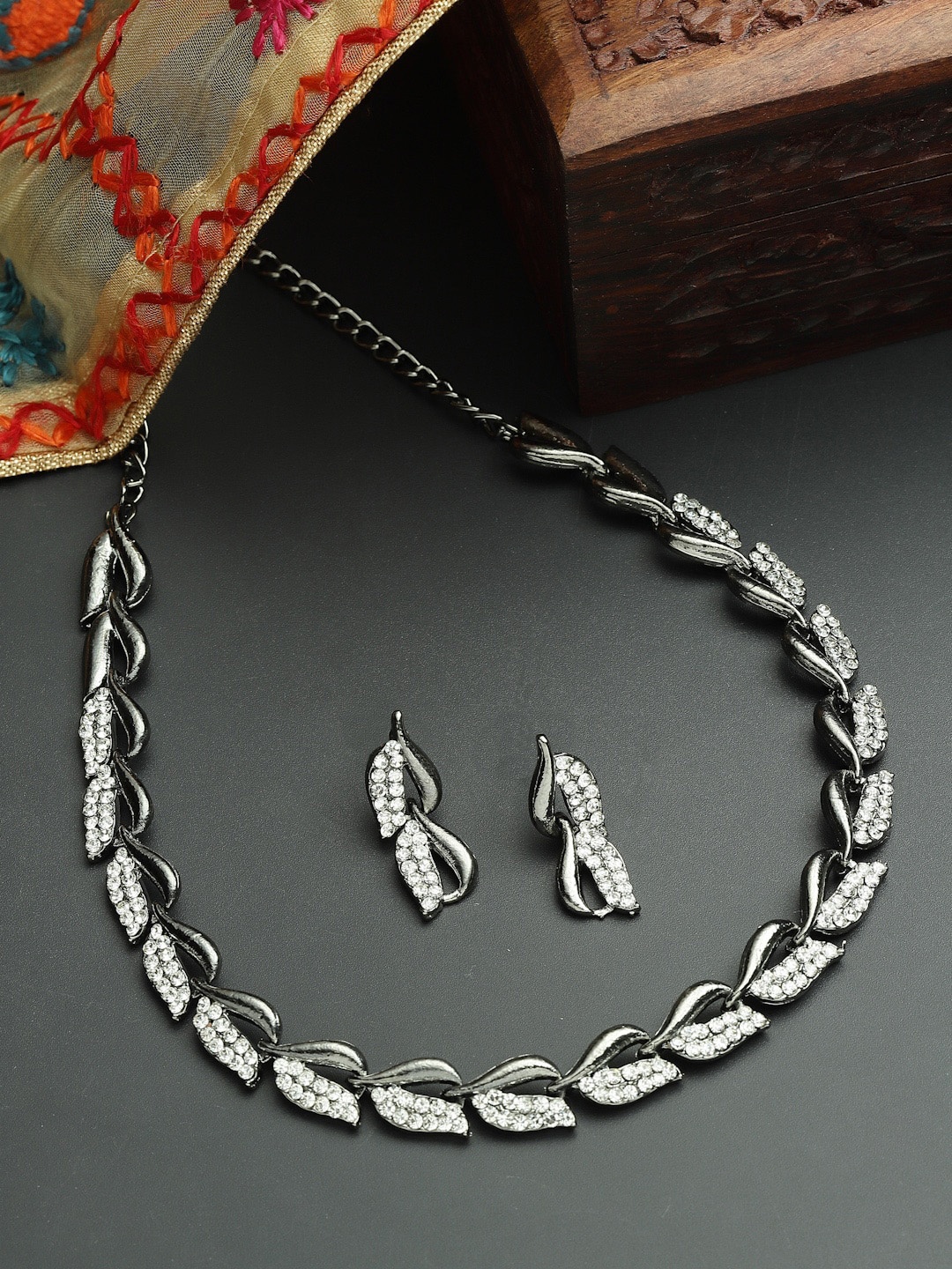 

ZENEME Black Toned Silver Plated Oxidised Studded Jewellery Set