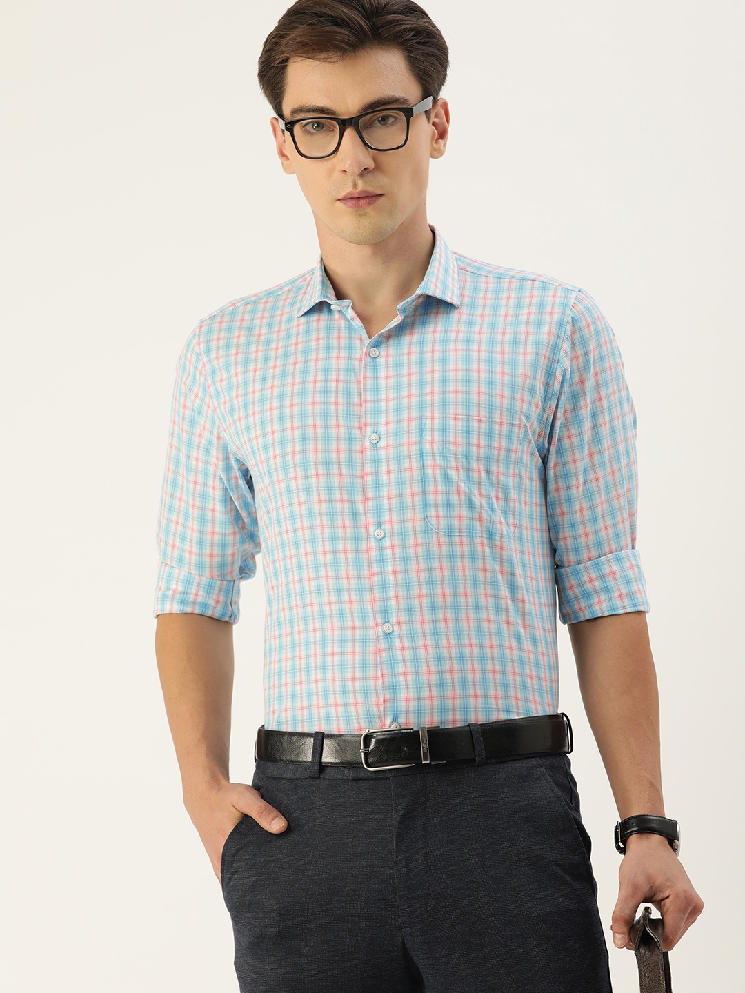 

Peter England Men Blue And Red Slim Fit Checked Formal Shirt
