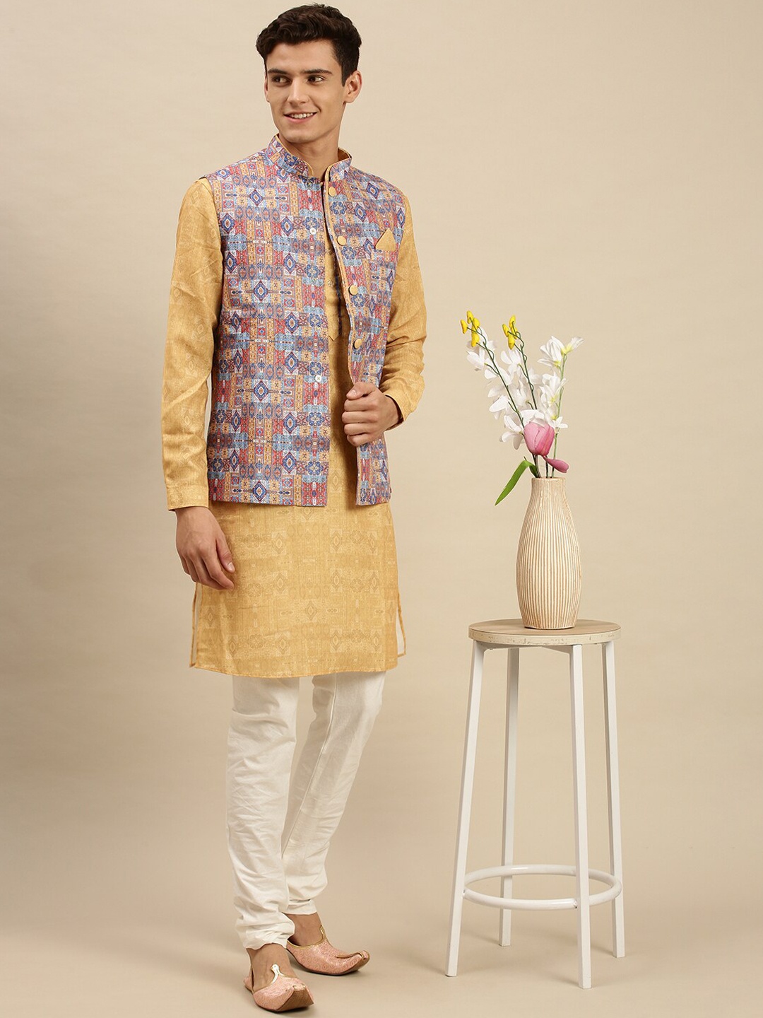

Sanwara Men Beige Printed Kurta with Pyjamas & Nehru Jacket
