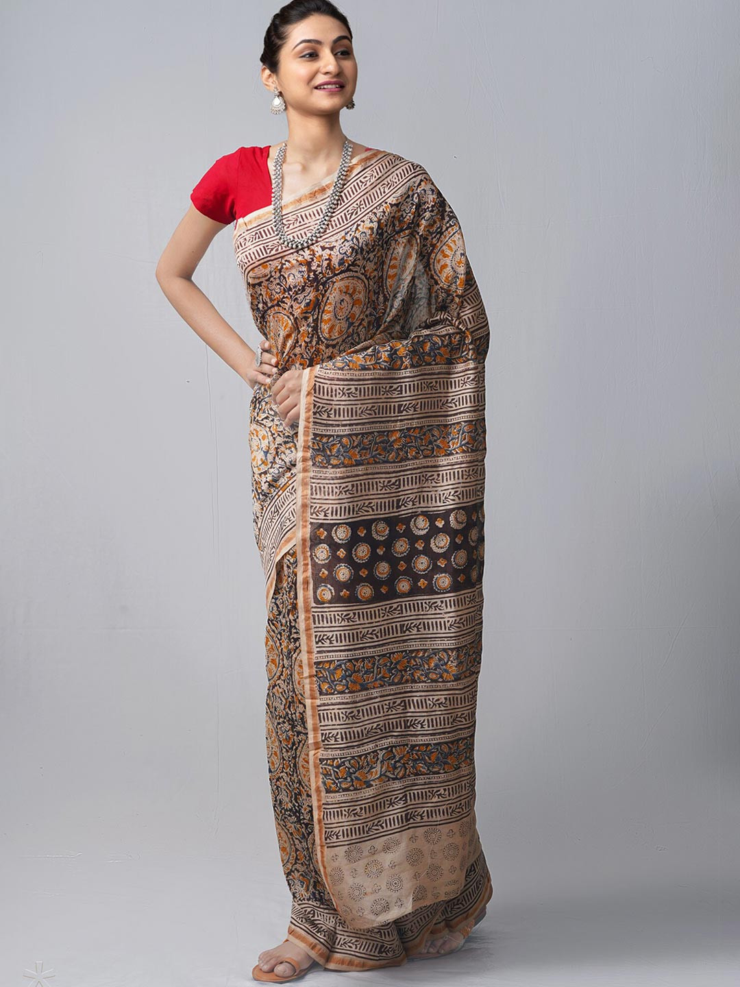 

Unnati Silks Black & Grey Batik Silk Cotton Chanderi Saree
