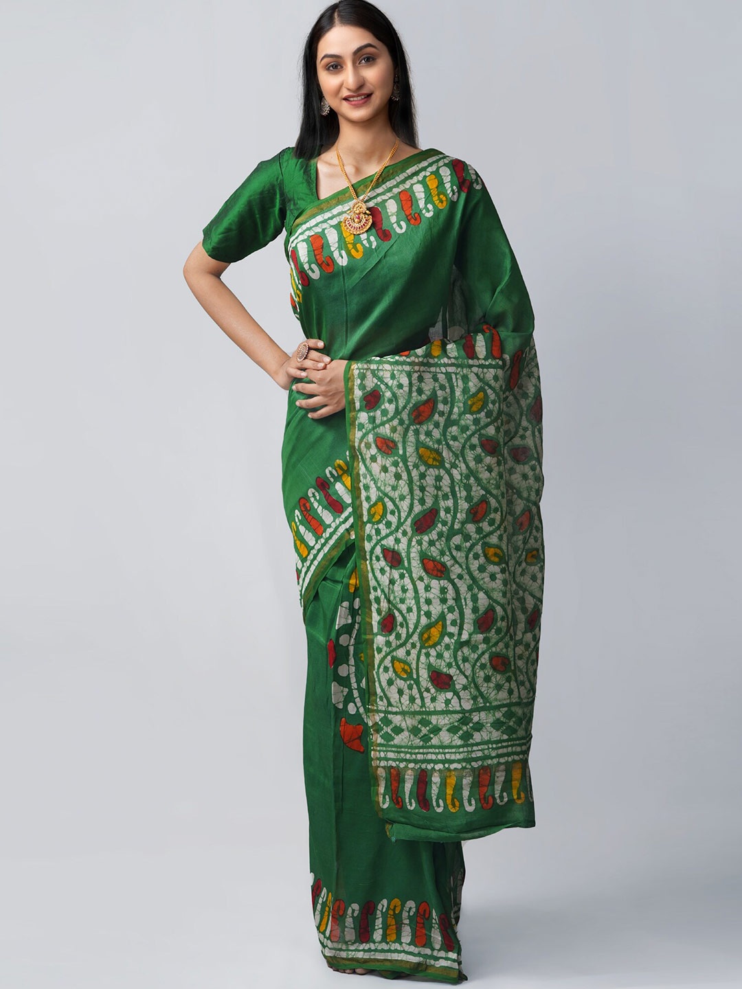 

Unnati Silks Green & Red Batik Silk Cotton Chanderi Saree